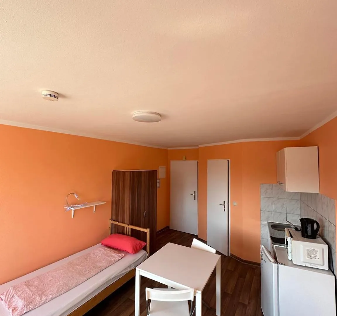 Low Budget Olympia Park Apartmenthostel Han 53 München 0*,  Németország
