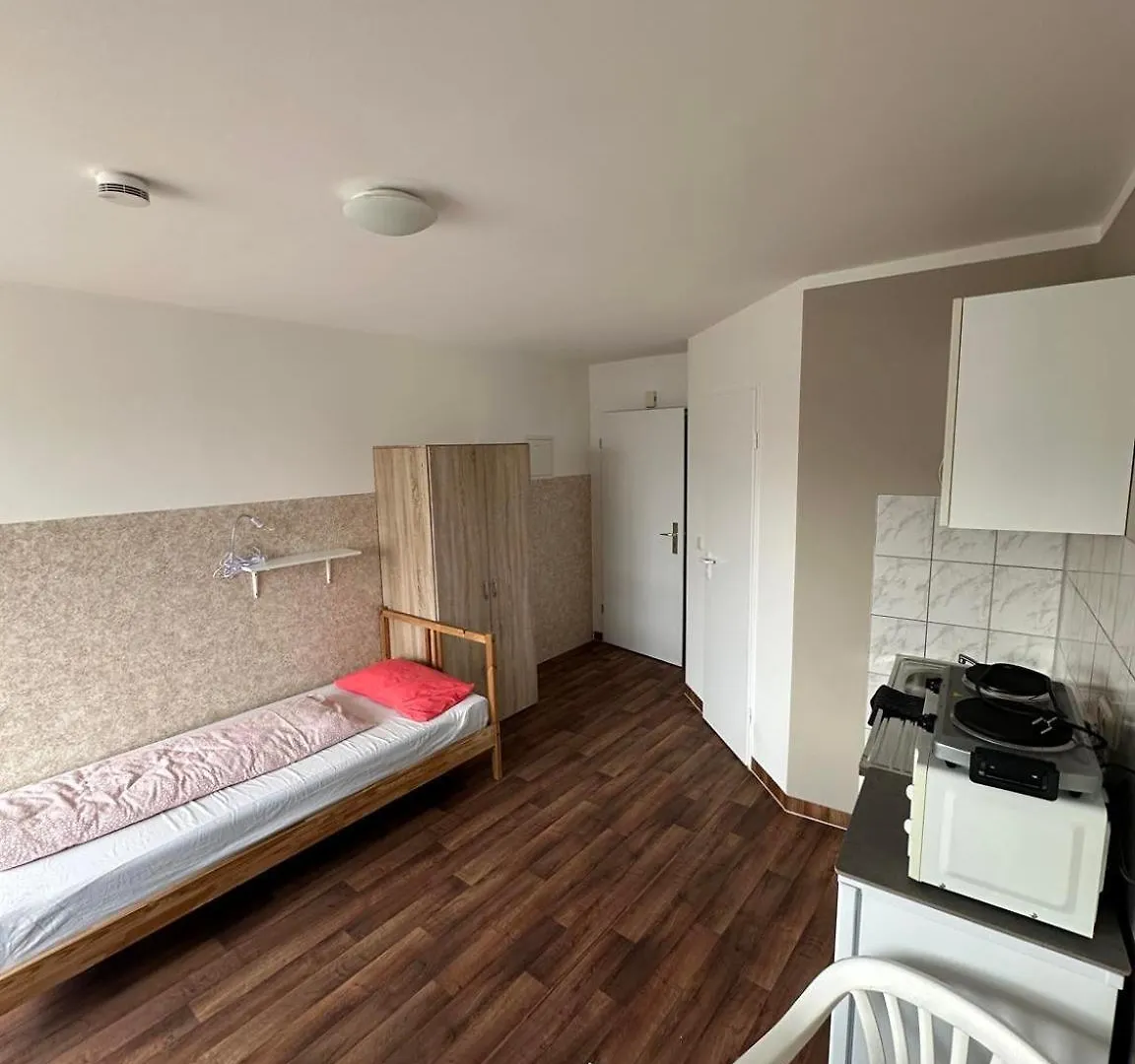 Aparthotel Low Budget Olympia Park Apartmenthostel Han 53 München