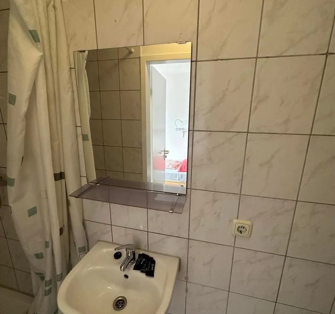 מלון דירות מינכן Low Budget Olympia Park Apartmenthostel Han 53