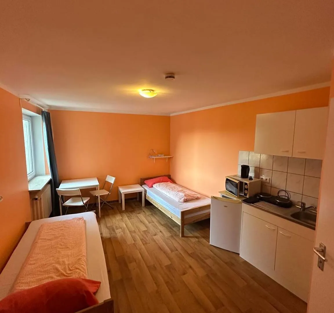 מינכן Low Budget Olympia Park Apartmenthostel Han 53 0*,