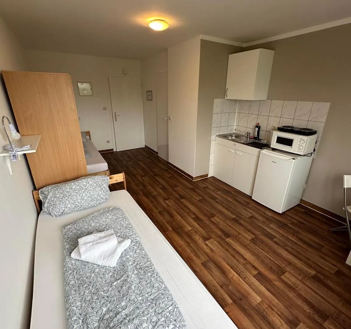 מלון דירות מינכן Low Budget Olympia Park Apartmenthostel Han 53