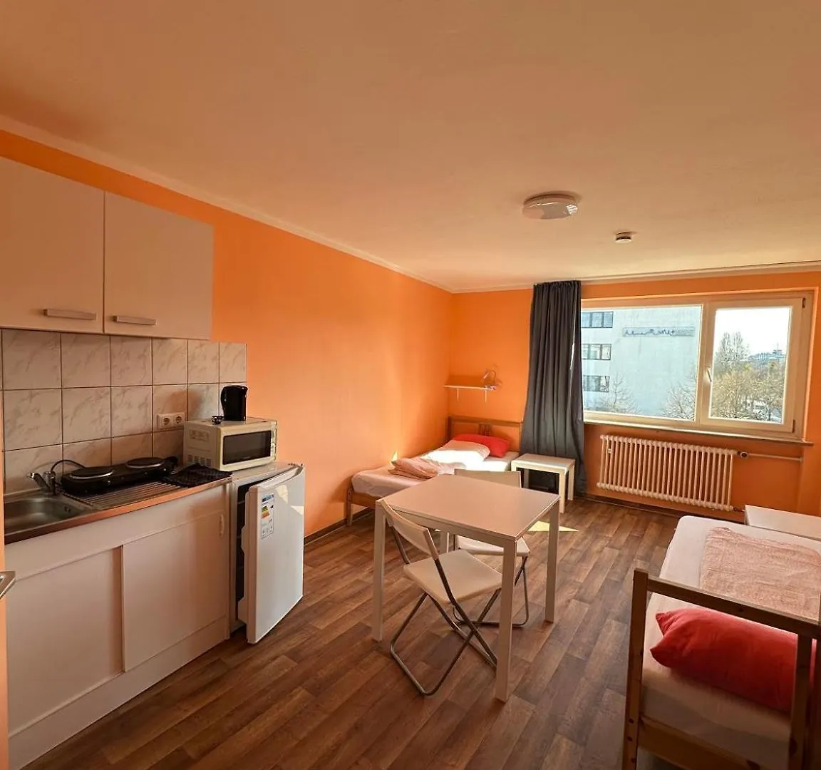 Low Budget Olympia Park Apartmenthostel Han 53 Munich 0*,