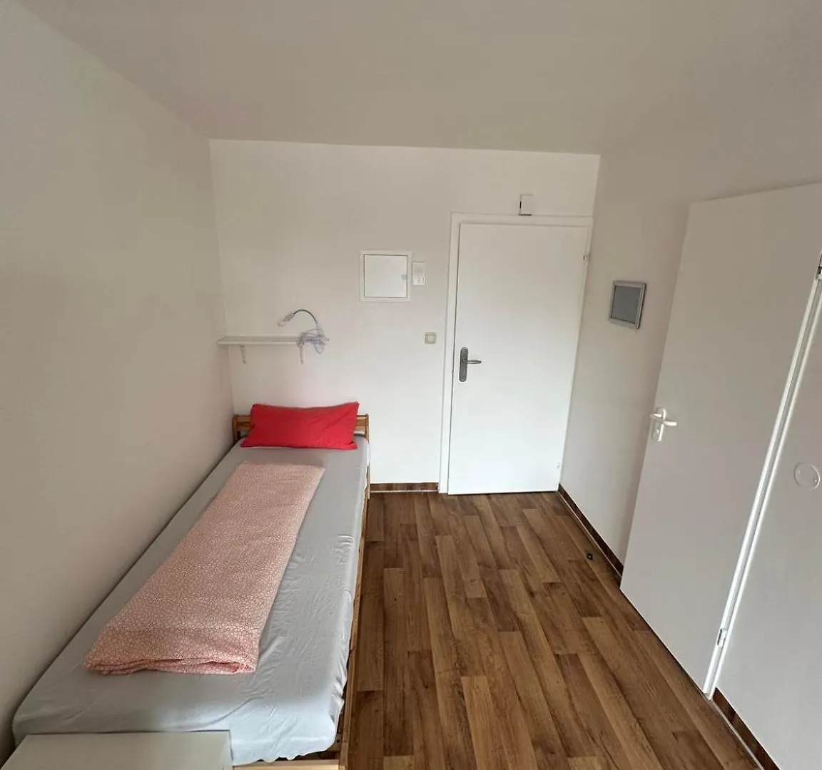 Low Budget Olympia Park Apartmenthostel Han 53 Munich